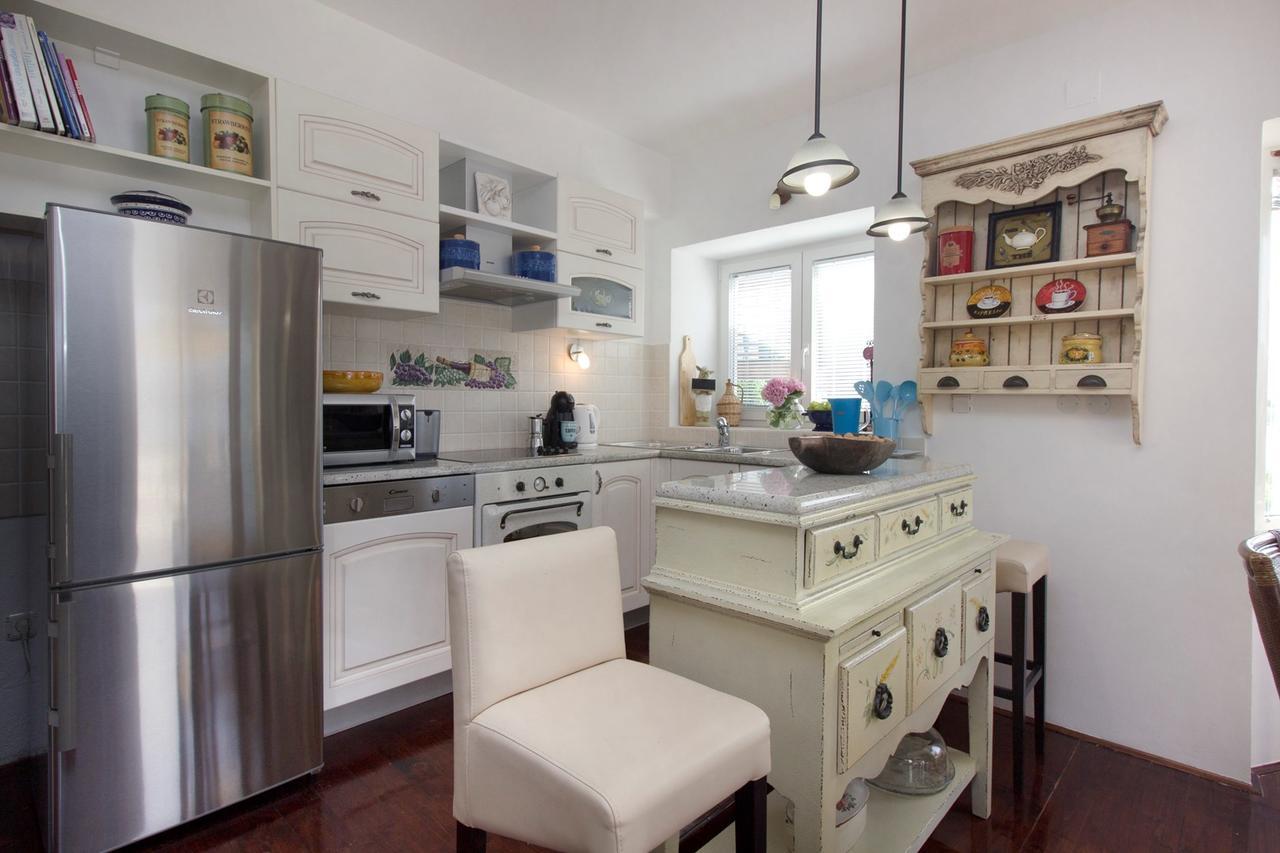 ז'אבוריץ' Sea Breeze - Front Sea Apartment מראה חיצוני תמונה